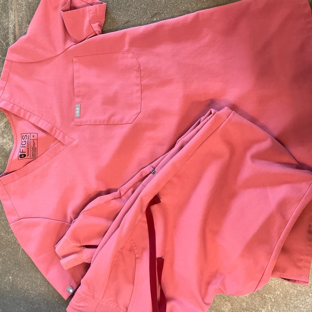 Figs scrubs- top and pants